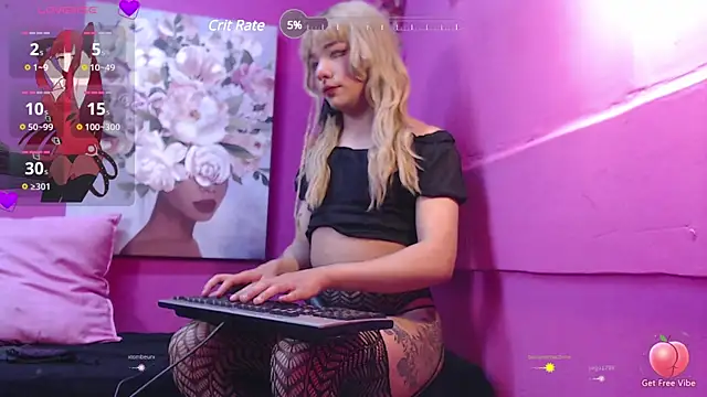 Snapshot of Poison_luna chatting on 6, 12, 2024 Poison luna online show from 6, 12, 2024