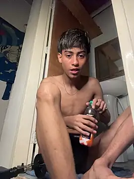 Mauuu18 online show from 11, 4, 2026