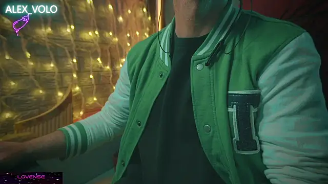 Snapshot of alex-volo chatting on 27, 12, 2024 alex-volo online show from 27, 12, 2024