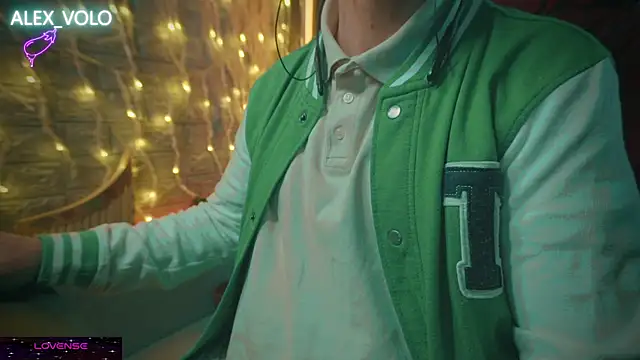 Snapshot of alex-volo chatting on 30, 12, 2024 alex-volo online show from 30, 12, 2024