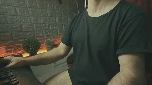 Snapshot of alex-volo chatting on 17, 10, 2025 alex-volo online show from 17, 10, 2025