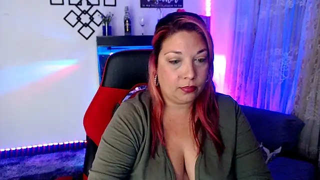 Snapshot of Scarlette_thoms chatting on 6, 3, 2025 Scarlette thoms online show from 6, 3, 2025