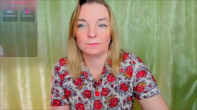 Regina  blue online show from 4, 3, 2025