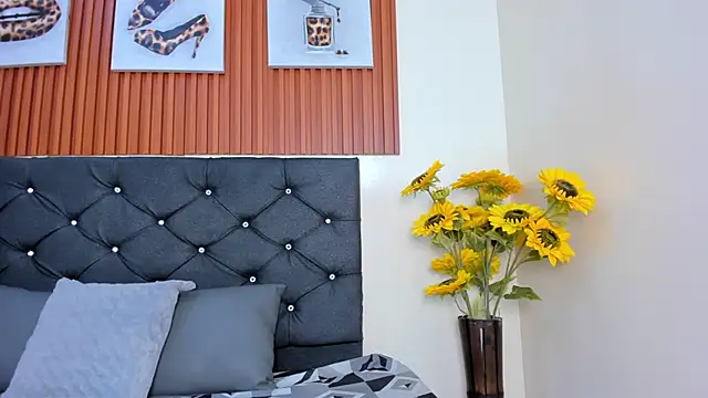 Snapshot of Zoe_pss chatting on 30, 10, 2025 Zoe pss online show from 30, 10, 2025