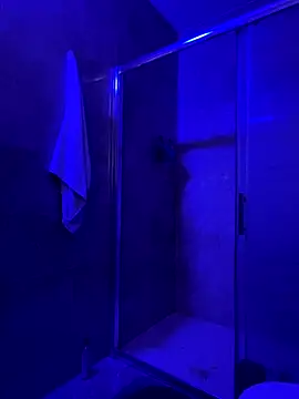 Snapshot of PutaNieves1983 chatting on 29, 11, 2025 PutaNieves1983 online show from 29, 11, 2025