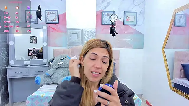 Snapshot of EvaaLovia1 chatting on 27, 1, 2025 EvaaLovia1 online show from 27, 1, 2025