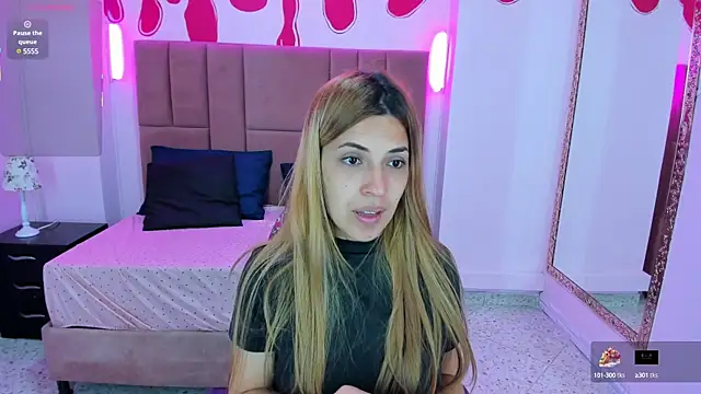 Snapshot of EvaaLovia1 chatting on 13, 2, 2025 EvaaLovia1 online show from 13, 2, 2025