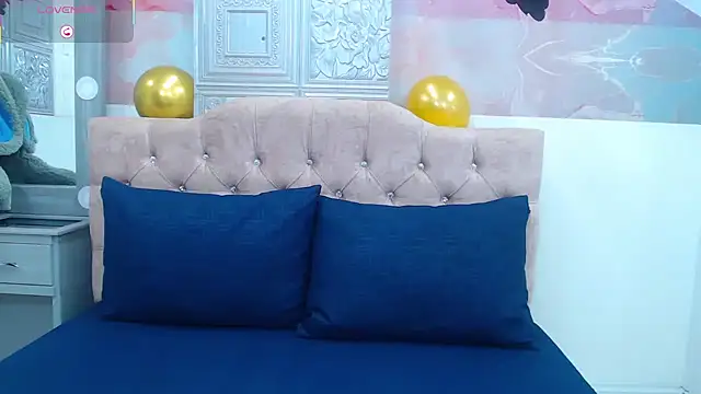 Snapshot of EvaaLovia1 chatting on 18, 3, 2025 EvaaLovia1 online show from 18, 3, 2025