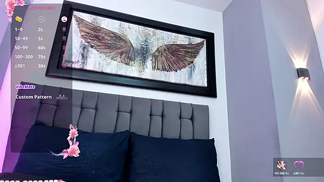 Snapshot of EvaaLovia1 chatting on 11, 10, 2025 EvaaLovia1 online show from 11, 10, 2025