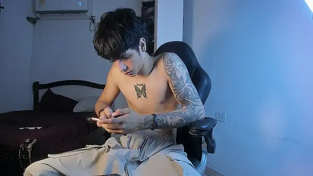 Snakebutterfly online show from 12, 9, 2025