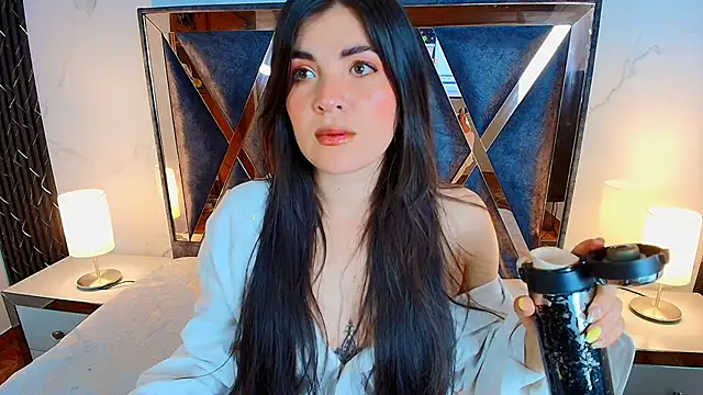 Amara vega online show from 14, 11, 2025