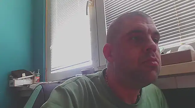 YouWantMe666 online show from 11, 2, 2025