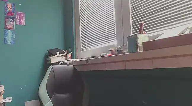 YouWantMe666 online show from 12, 2, 2025