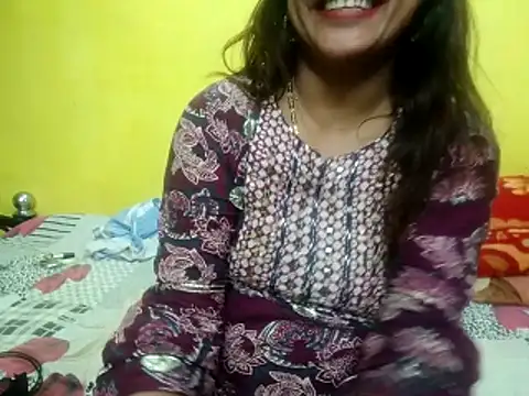 Snapshot of Sexyranibhabhi chatting on 24, 2, 2026 Sexyranibhabhi online show from 24, 2, 2026