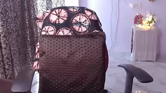 Snapshot of Sexysiya8 chatting on 15, 12, 2025 Sexysiya8 online show from 15, 12, 2025