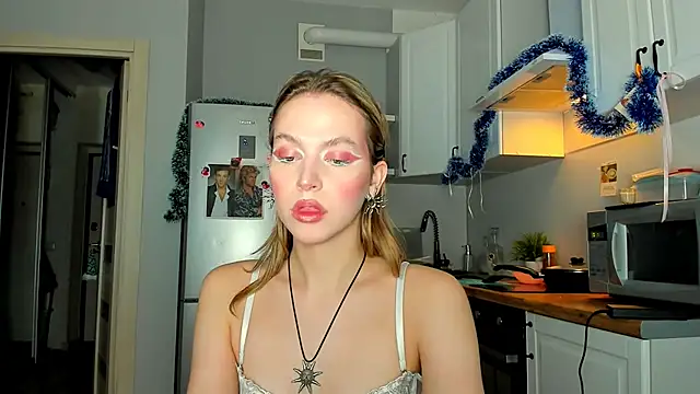 Snapshot of Niky__Jess chatting on 12, 1, 2025 Niky Jess online show from 12, 1, 2025