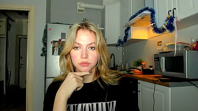 Snapshot of Niky__Jess chatting on 13, 1, 2025 Niky Jess online show from 13, 1, 2025