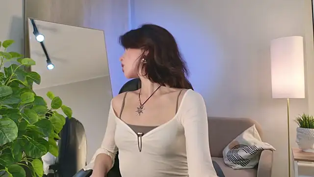 Snapshot of Niky__Jess chatting on 13, 10, 2025 Niky Jess online show from 13, 10, 2025