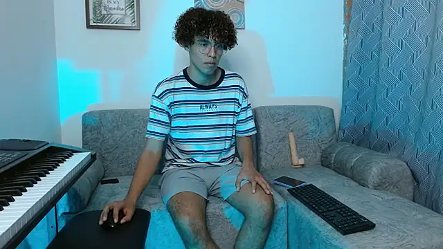 nickolas moon online show from 13, 1, 2025