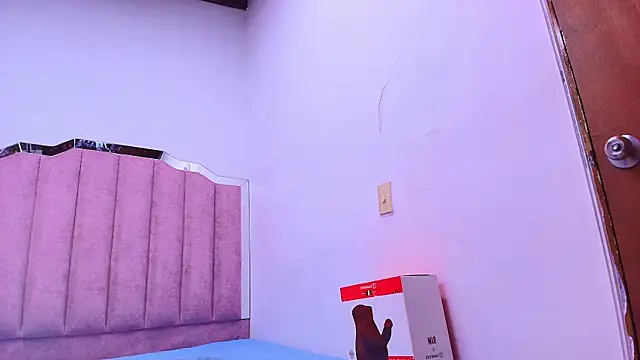 anisha x online show from 8, 9, 2025