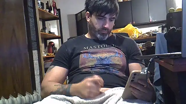 Snapshot of ozzypsico13 chatting on 7, 7, 2026 ozzypsico13 online show from 7, 7, 2026