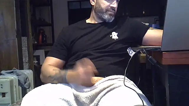 Snapshot of ozzypsico13 chatting on 11, 7, 2026 ozzypsico13 online show from 11, 7, 2026