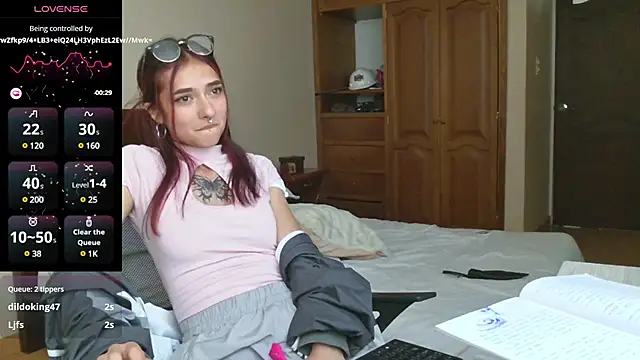 Snapshot of 3badweed3 chatting on 4, 2, 2025 3badweed3 online show from 4, 2, 2025