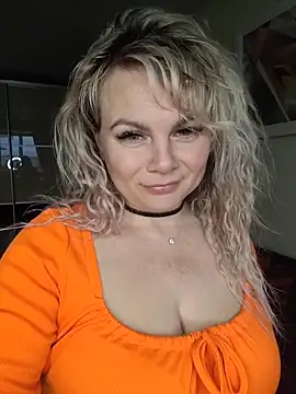 candy queeen online show from 28, 2, 2026