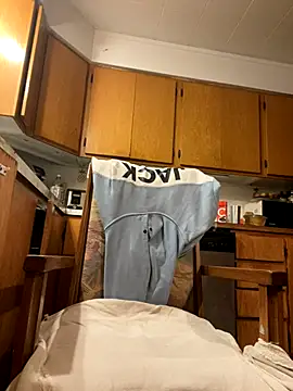 Frenchpoo online show from 19, 9, 2025