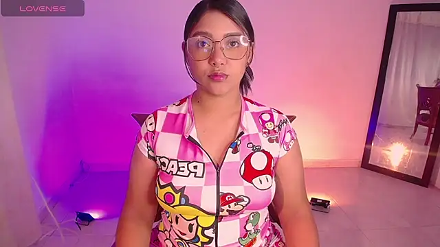 DIANEE 01 online show from 11, 10, 2025