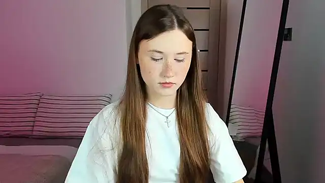 Snapshot of Stella_Sunny chatting on 9, 10, 2025 Stella Sunny online show from 9, 10, 2025