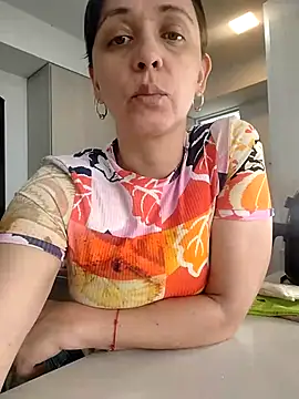 natalie cowens online show from 27, 10, 2025