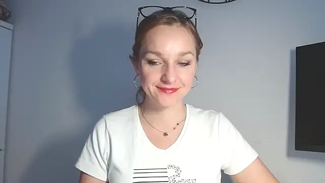 AliciaDesire online show from 18, 2, 2026