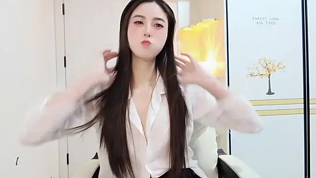 Snapshot of LI-200310 chatting on 21, 12, 2024 LI-200310 online show from 21, 12, 2024