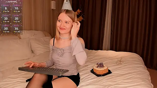 IsabellaTorrance online show from 21, 12, 2024