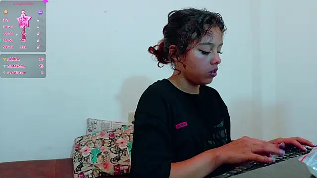 clydexxxbunny online show from 29, 12, 2024