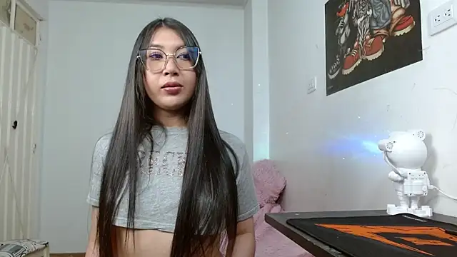 tifanny-squirt online show from 20, 10, 2025