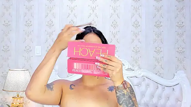 Snapshot of GiahDaniels chatting on 9, 12, 2024 GiahDaniels online show from 9, 12, 2024