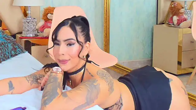 Snapshot of GiahDaniels chatting on 22, 2, 2025 GiahDaniels online show from 22, 2, 2025