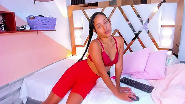 Snapshot of amberr_sweett69 chatting on 20, 2, 2025 amberr sweett69 online show from 20, 2, 2025