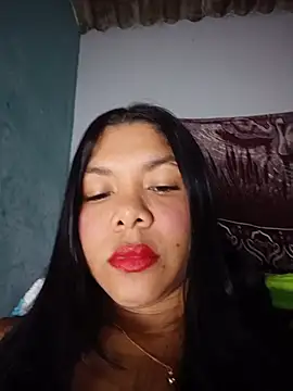 DIORA Latina online show from 5, 7, 2026