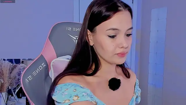 Snapshot of _Sweetie_ chatting on 21, 11, 2025 Sweetie online show from 21, 11, 2025