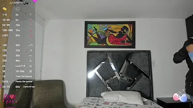 Snapshot of Vahiolet_smith chatting on 22, 10, 2025 Vahiolet smith online show from 22, 10, 2025