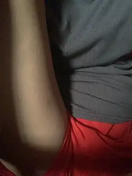 Snapshot of Asianmombigasss chatting on 12, 10, 2025 Asianmombigasss online show from 12, 10, 2025