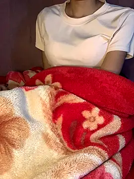 Snapshot of Asianmombigasss chatting on 21, 11, 2025 Asianmombigasss online show from 21, 11, 2025