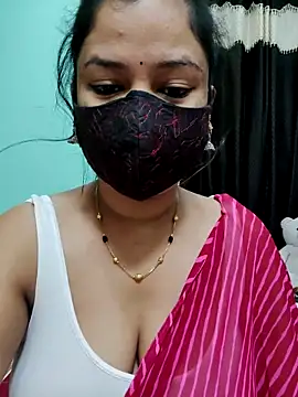 Snapshot of payal_sharma1 chatting on 29, 11, 2025 payal sharma1 online show from 29, 11, 2025