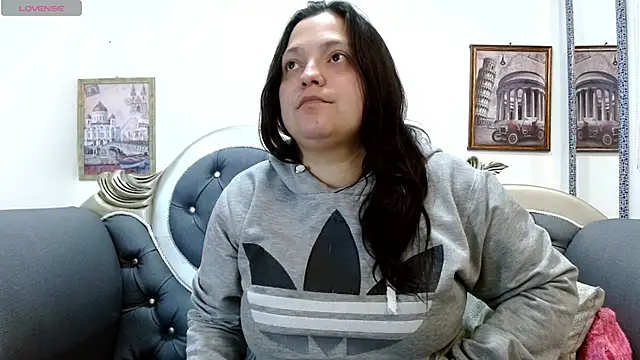 KataleyaStiward online show from 27, 5, 2026