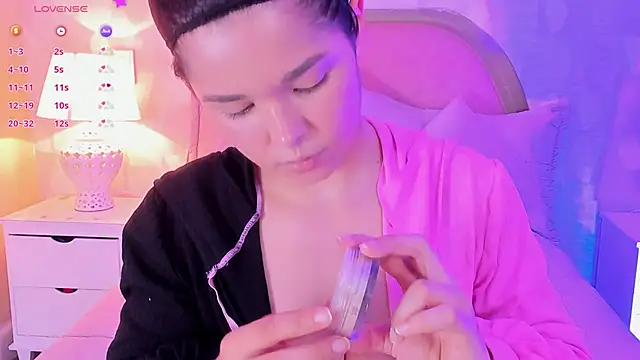 angeline teen online show from 28, 3, 2026