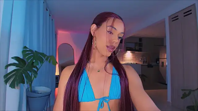 Snapshot of _Miss_Anna_ chatting on 4, 12, 2025 Miss Anna online show from 4, 12, 2025