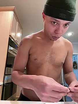 Snapshot of BubbaATL chatting on 17, 12, 2024 BubbaATL online show from 17, 12, 2024